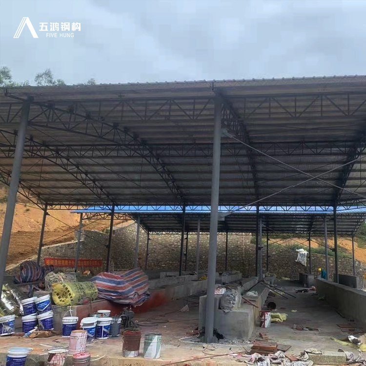 來(lái)賓公墓鋼結(jié)構(gòu)簡(jiǎn)易棚